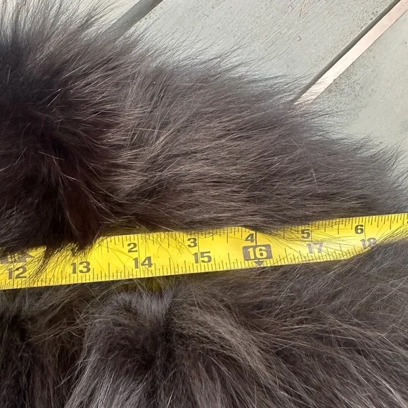 Theory Black Teddy Jacket Natural Blue Fox size M - Picture 6 of 12